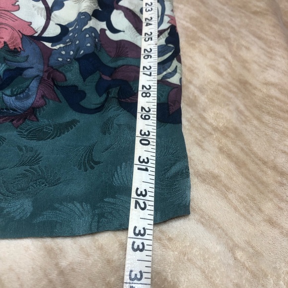 Vintage 100% Silk Floral Green Print Skirt - Umi Collection - Picture 8 of 9